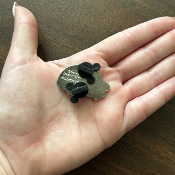 Disney+ Pin - Picture 3 of 4